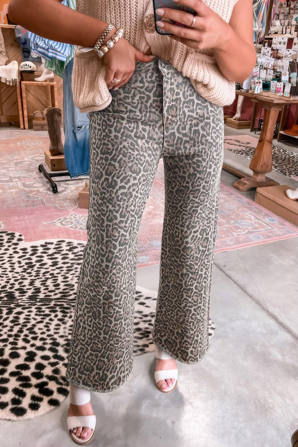 Leopard Frayed High Waist Jeans OOTD